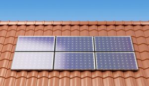 Development of solar panels on roofs and total production under the EU plan